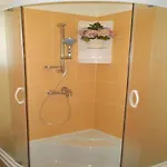 Charming Kestenovi Dvori - A6 Апартаменти Опатія