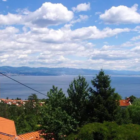 Charming Kestenovi Dvori - A6 Apartment Opatija