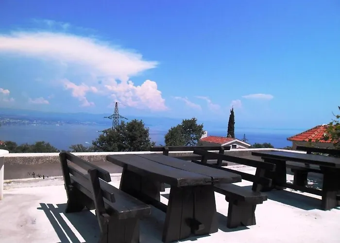 Charming Kestenovi Dvori - A6 * Opatija